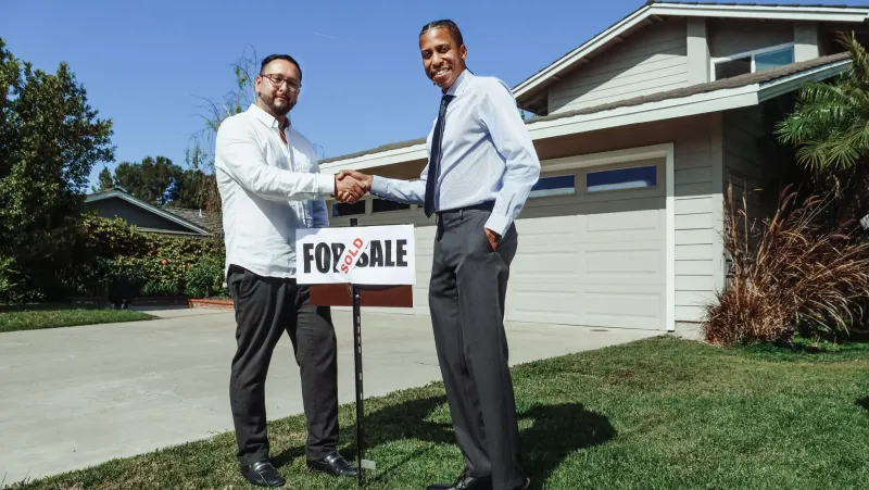 Close the Deal: What Pueblo Grande Buyers Know That Out-of-Towners Don't